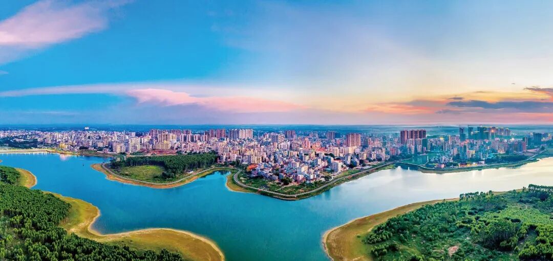 国家历史文化名城又添光彩雷州市被授予广东省卫生城市称号