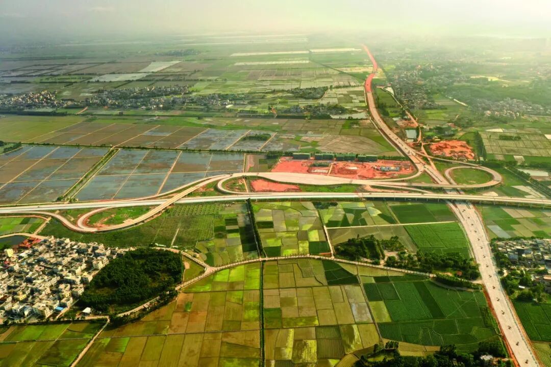 发展示范区启动规划编制……——乌石17-2油田群陆上终端项目动工建设