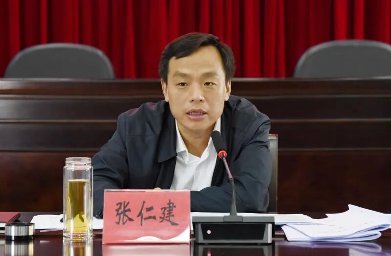 头条雷州市委议军会暨镇街党工委书记党管武装工作述职会议召开