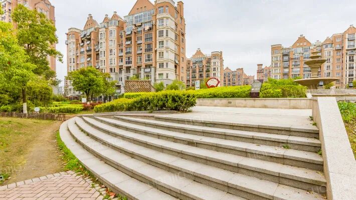 金洋紫金东郡户型图实景图