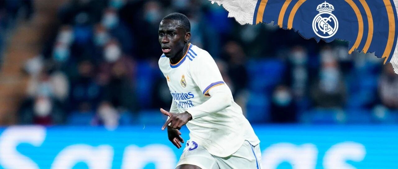 头文字“迪”的秋名山车神，他回来了