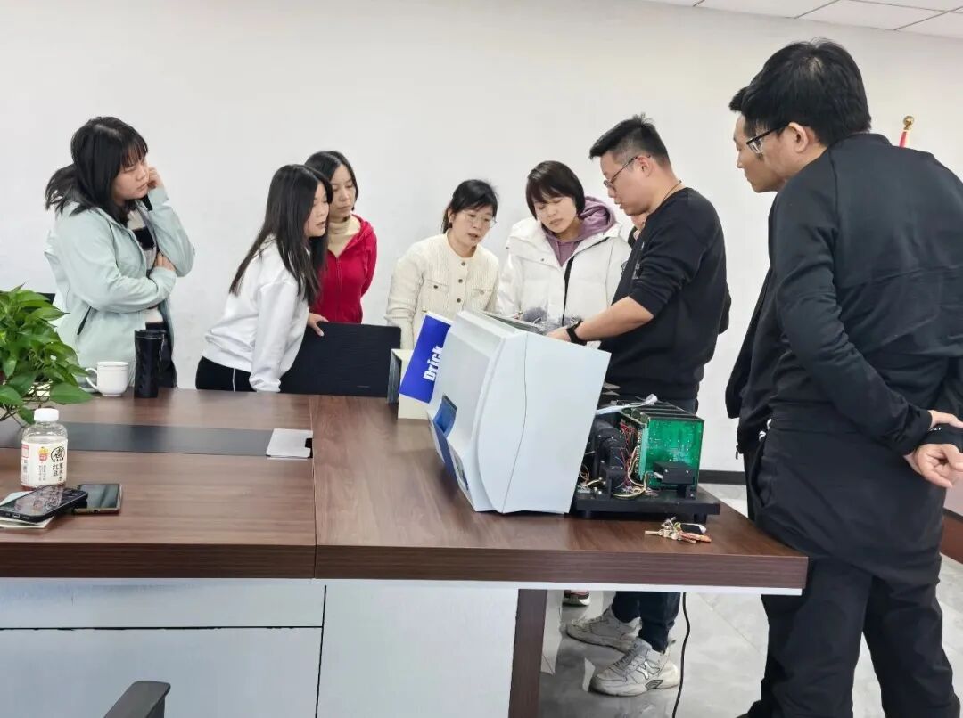 德瑞克儀器股份 || 沖刺2024，健康奔跑向未來(lái)！