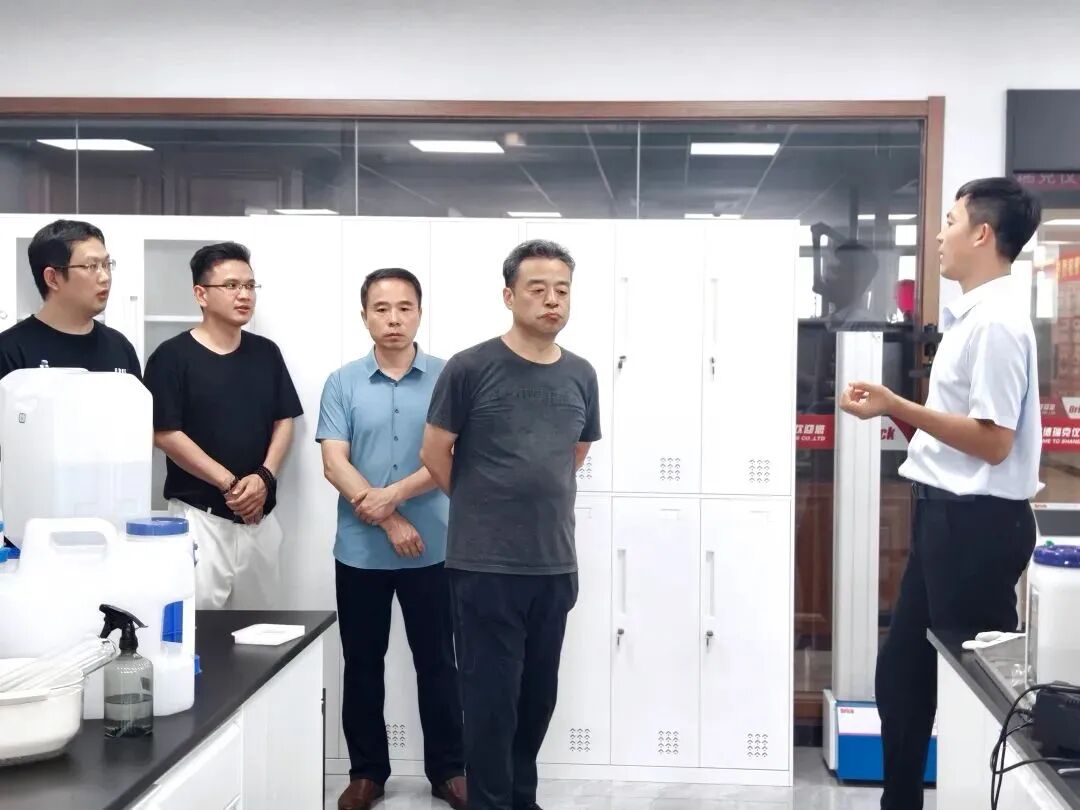 热烈欢迎山东交通学院领导一行莅临我司调研交流