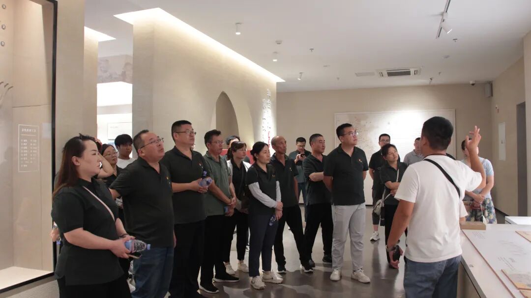 红色血脉永传承 奋进征程再出发 | 山东一滕新材料股份有限公司党支部开展庆