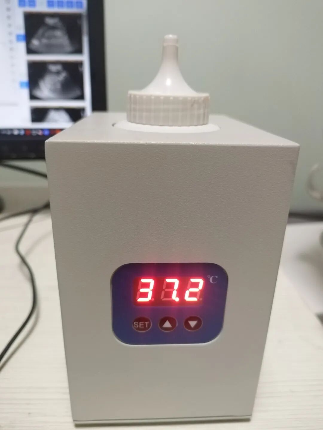 耦合剂怎么加热暖心“神器”来啦——超声科细节服务，彰显医院温度！_https://www.jmylbn.com_新闻资讯_第9张