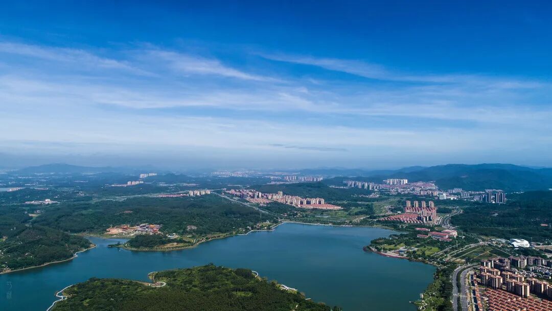 增城保利明玥湖光84㎡~121㎡，近地铁！