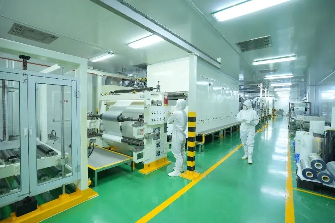 广新控股集团所属佛塑科技生产线