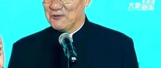 唐国强拿名声担保硬推王绘春演八爷,剧组没人看好他,这碗硬饭他凭啥接住了?