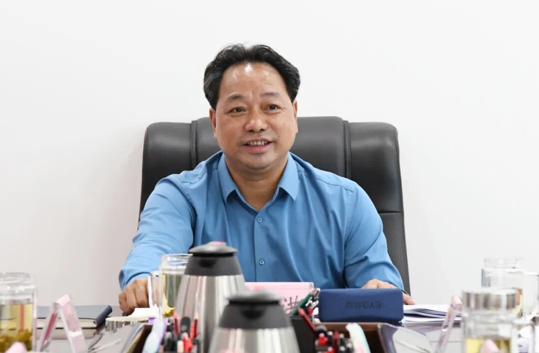 当前位置:>首页>新闻中心>海城新闻>李安洪指出,要深刻领悟"两个确立"