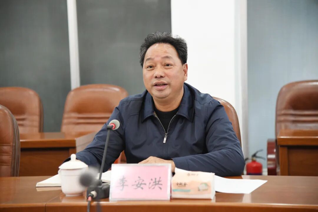 海城区领导与中国平安财产保险股份有限公司广西分公司领导座谈交流