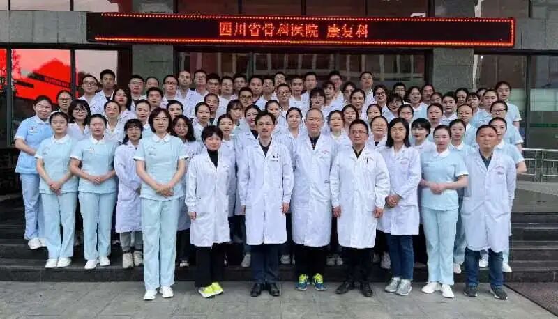 怎么用助行器【川骨知乎】助行器助您安全行走，您会用了吗_https://www.jmylbn.com_新闻资讯_第14张