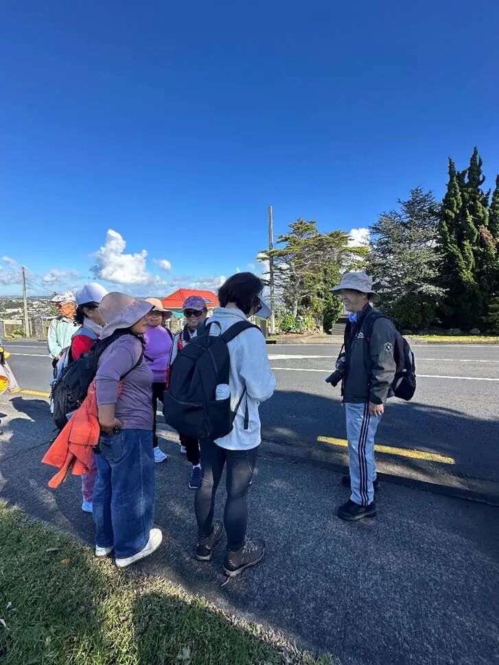 骑自行车的人
AI 生成的内容可能不正确。