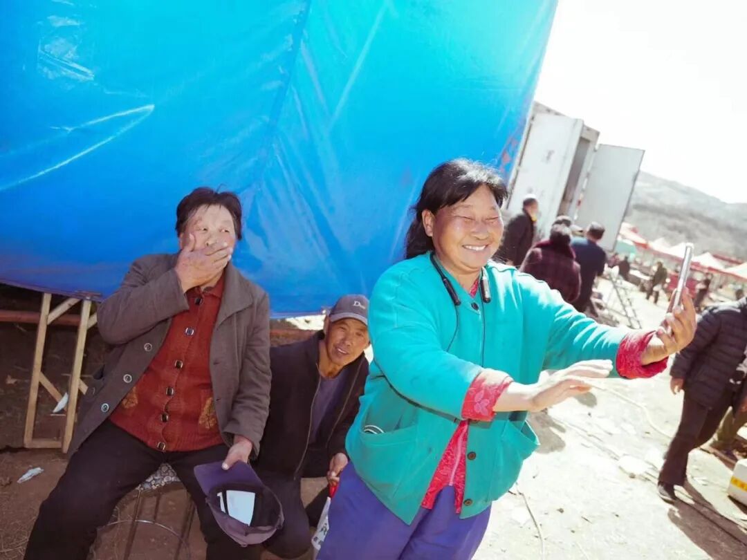 人在县城,逃不过的命