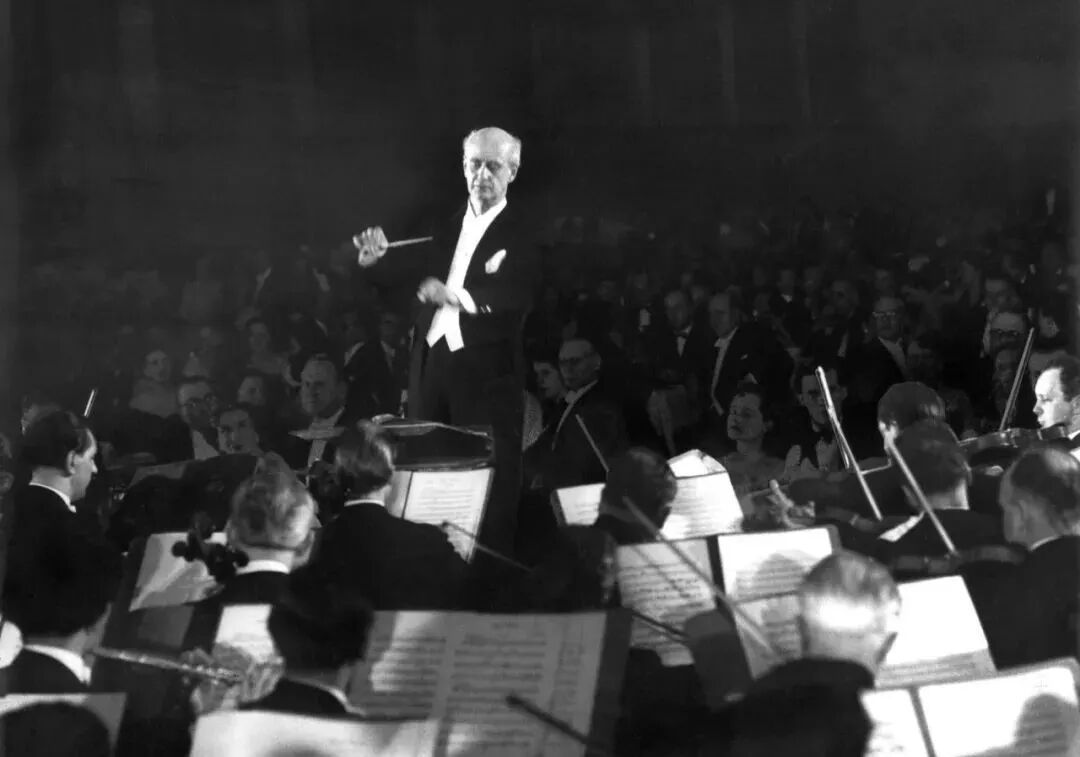 AI机器人，开始抢指挥家饭碗了？