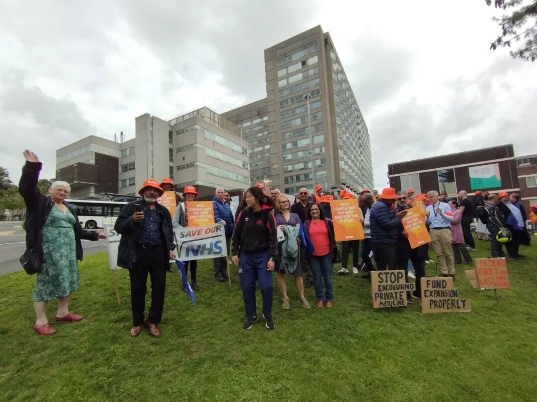 资深医生加入罢工，英国人手术都做不上了
