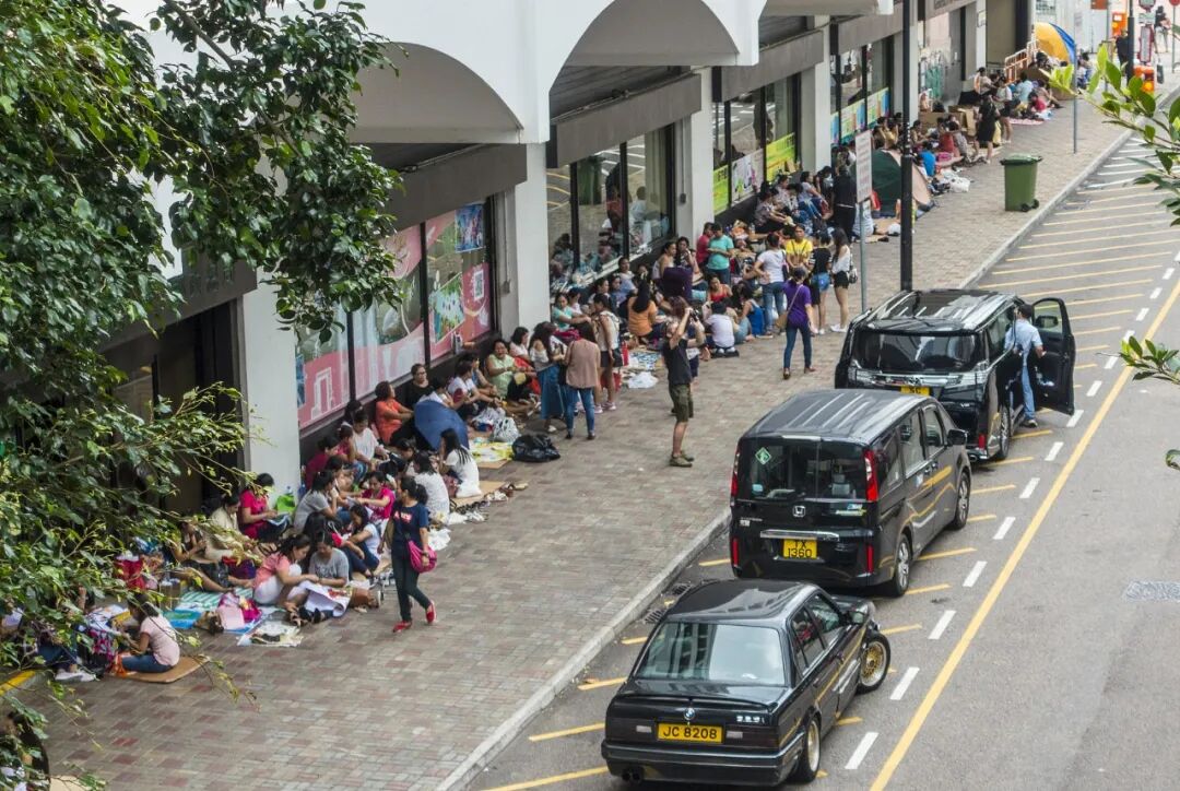 菲佣,又成了"民族英雄"