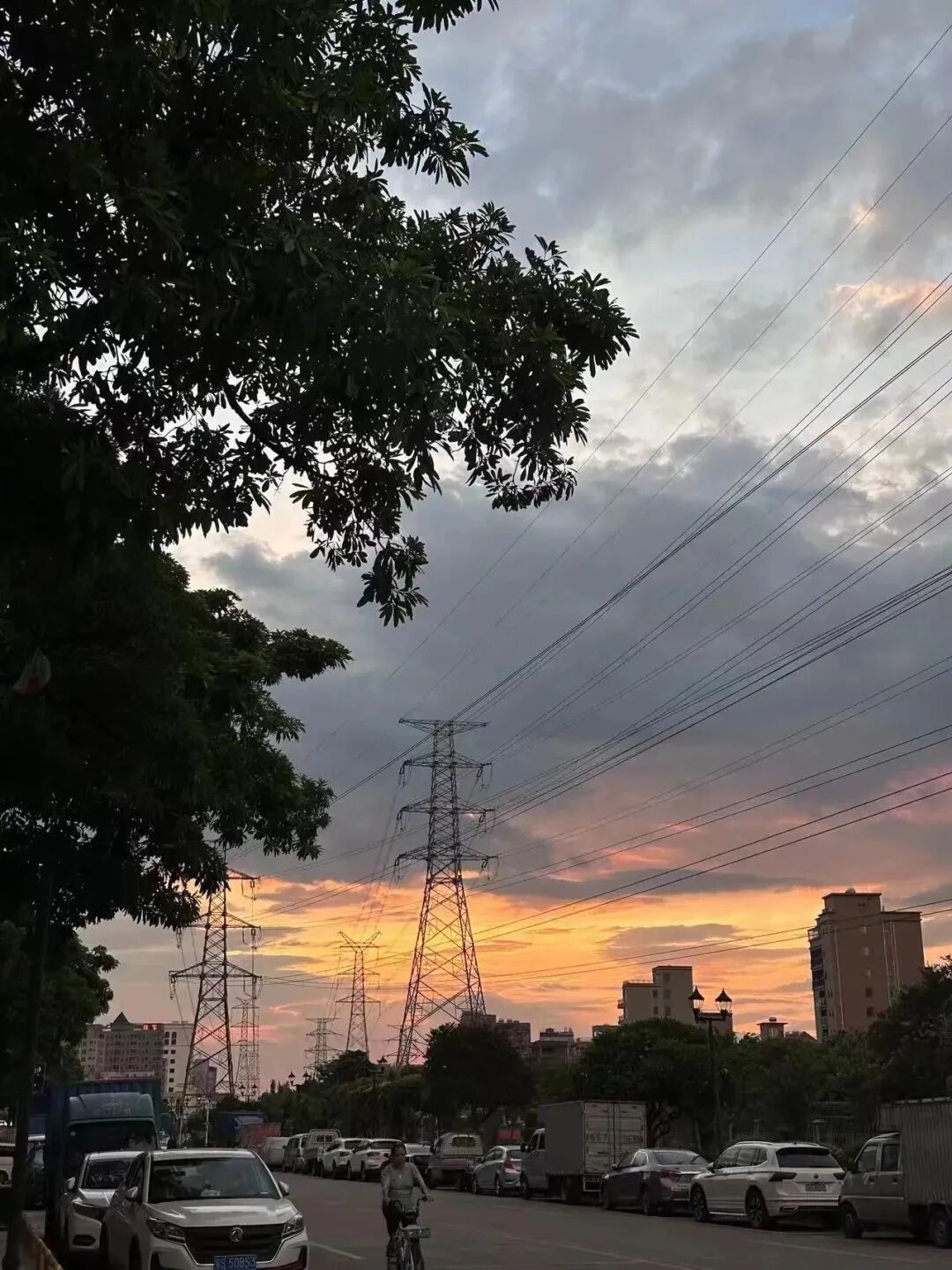 最受误解的城市，收留了今年的毕业生