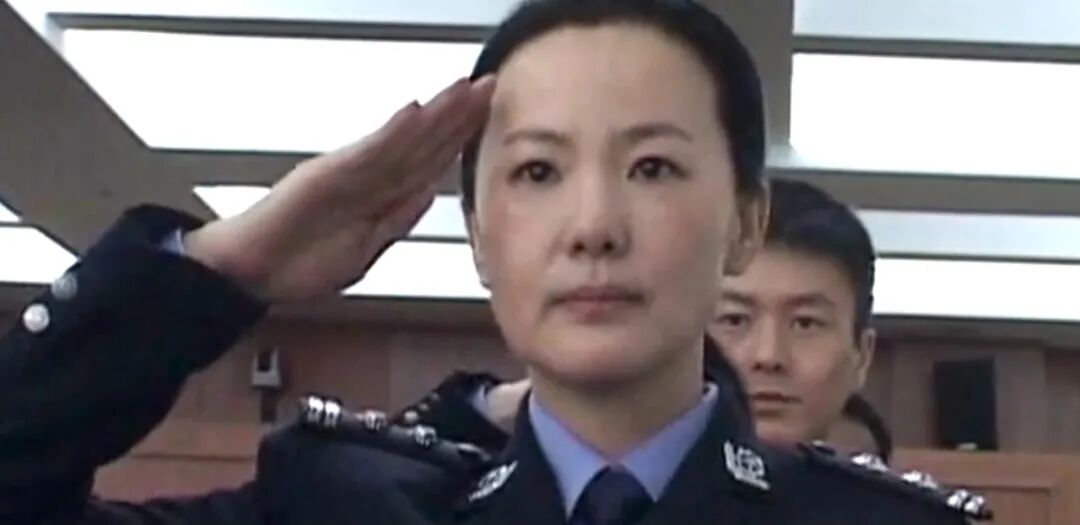 人性的豪赌，被《孤注一掷》讲透了