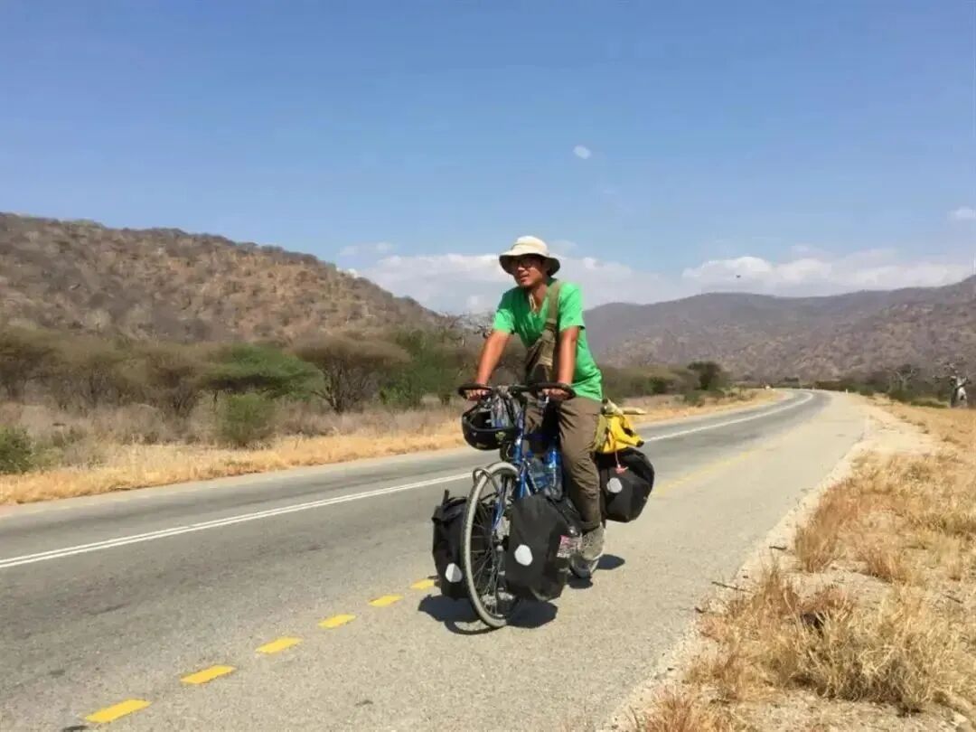 倒在新疆的网红博主