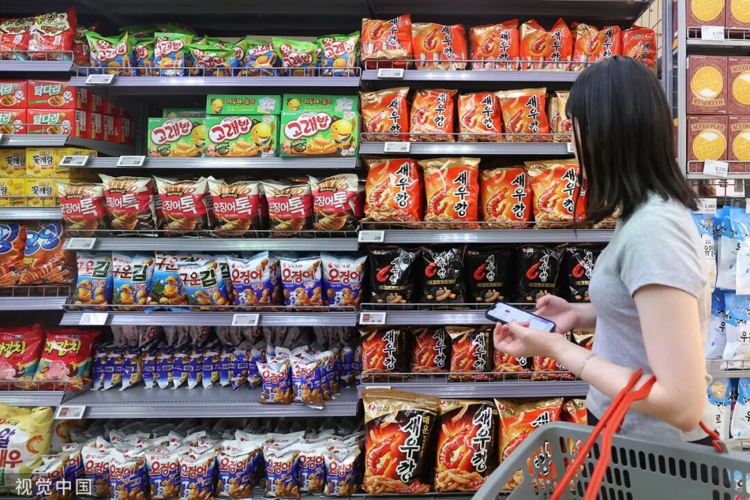 不下馆子的年轻人，正在沉迷买彩票