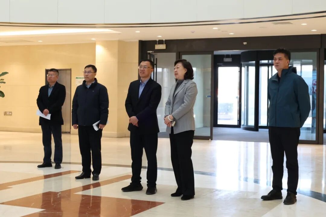 观看企业宣传片 (1).JPG