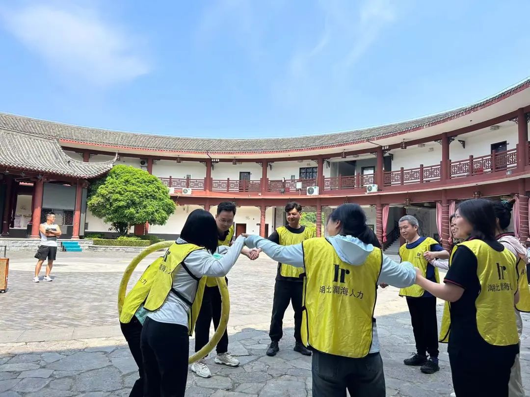 奔赴山海 创领而行——亚游国际春季团建活动