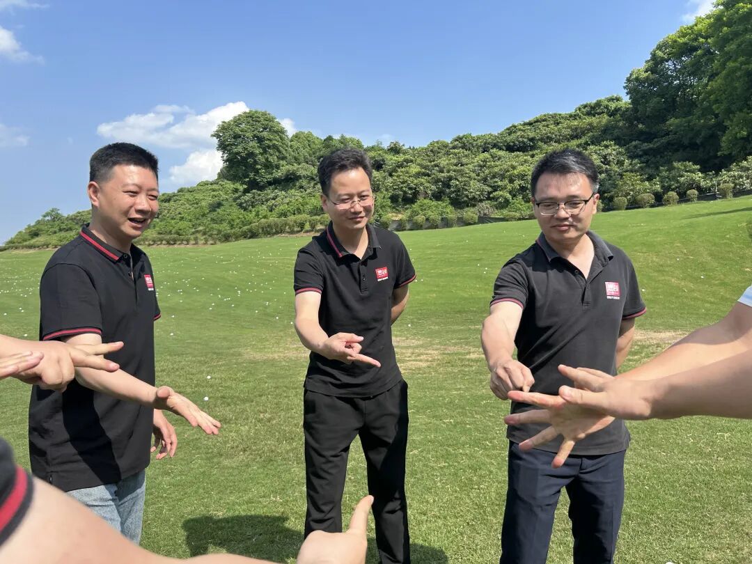 奔赴山海 創領而行——思創春季團建活動