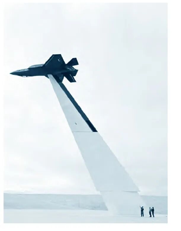 桑建华总师：隐身技术推动新一代飞行器发展的图10