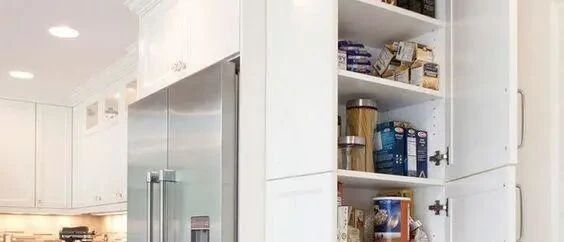 媳妇装修尽想怪招，柜子侧面硬要留出15cm，完工后居然多了个酒柜