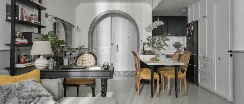 为了不看房东脸色，花光积蓄买下50㎡公寓，舍弃电视墙空间翻倍