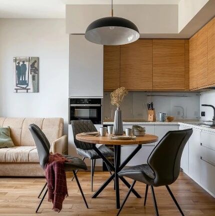 房子不大怎么设计？扩大餐厅缩小客厅，入住后你就知道有多实用