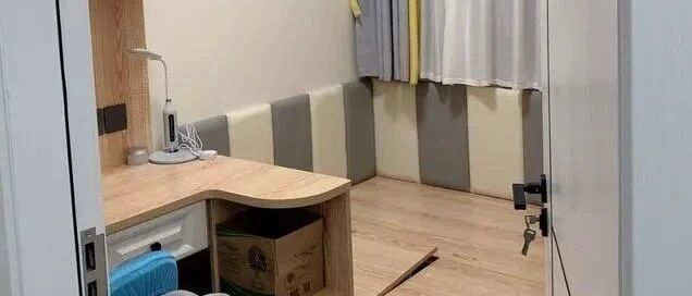 攒钱买超小二手房，房间只有6㎡，老公愣是装出三个功能区，绝了