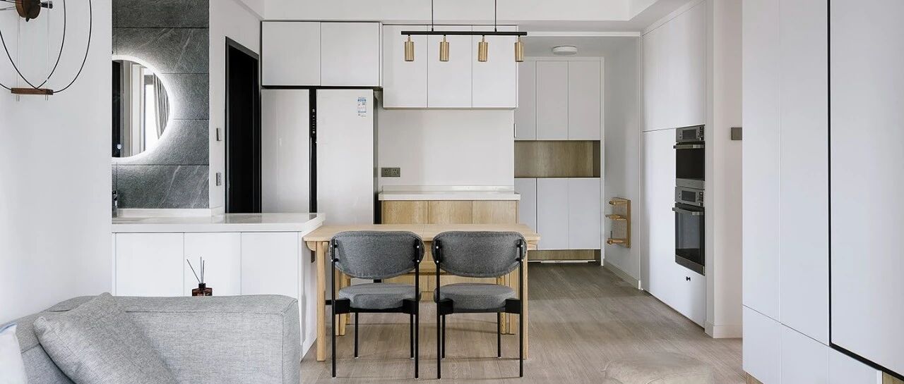 105m²隐形收纳+小清新：这个原木小三房，入住两年整洁如新！