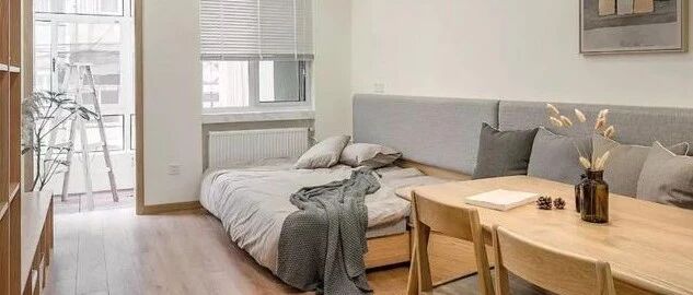 房子拆迁没地住，买不起新式小区住老破小，改造后比新房还好