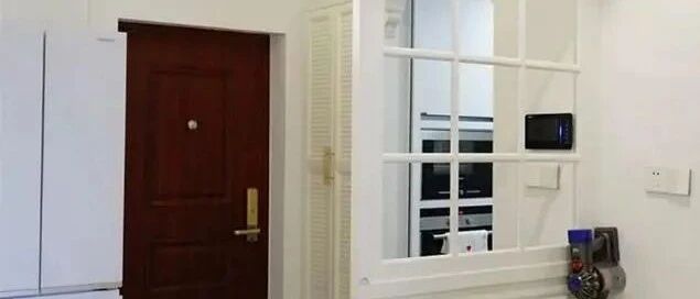 新房没有玄关，听了朋友的话找了设计师，改完变出2个玄关，赚了