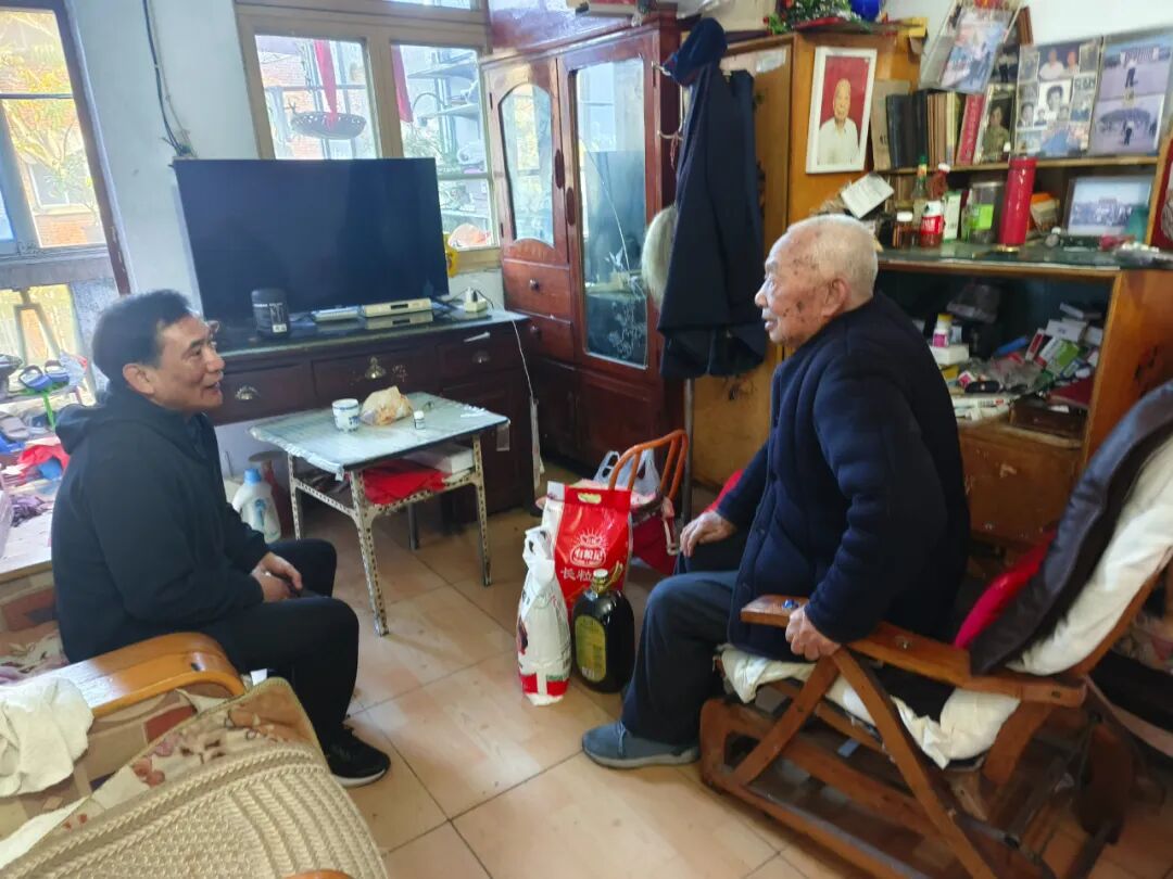 老干部局关于下发重阳节慰问老干部的通知_浉河区委老干部局重阳节慰问活动_豫见重阳情暖浉河活动报道