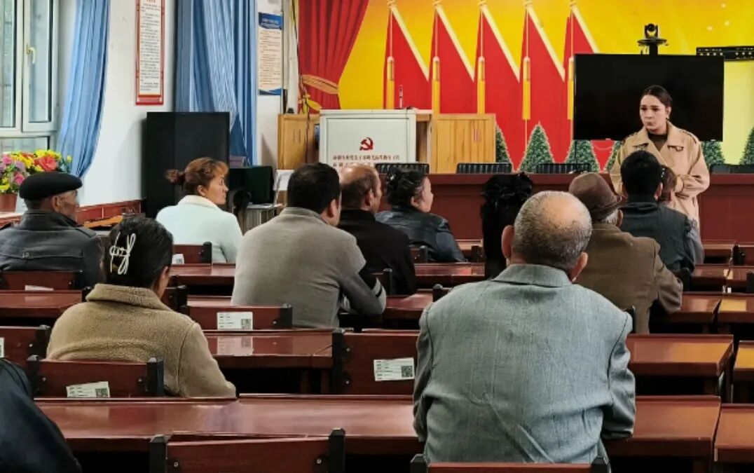 博乐市九中禁毒宣传1 (4).jpg