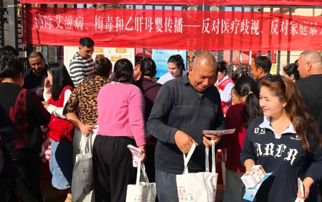 博乐市中心广场 (2).jpg
