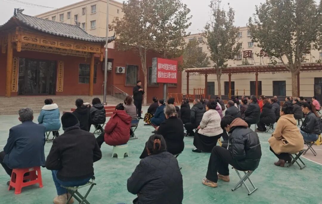 博乐市九中禁毒宣传1 (4).jpg