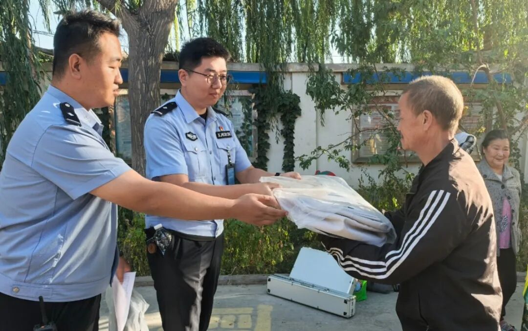 博乐市九中禁毒宣传1 (4).jpg