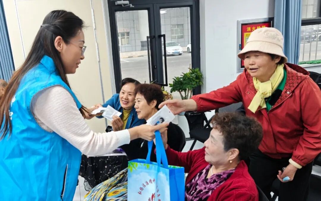 博乐市九中禁毒宣传1 (4).jpg