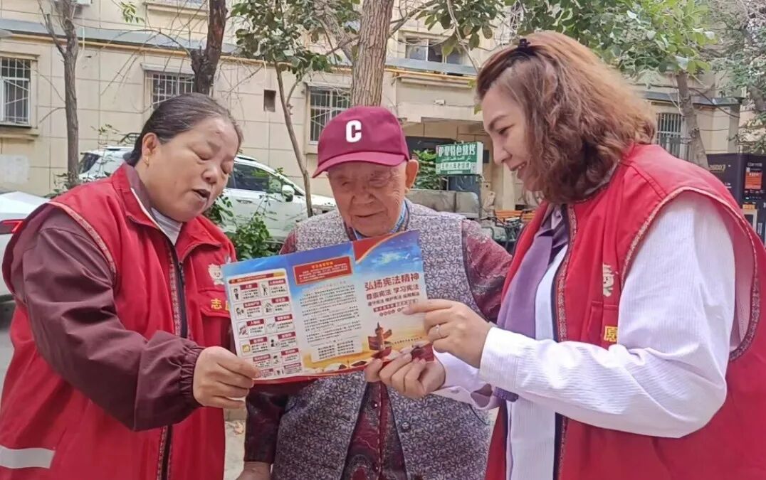 博乐市九中禁毒宣传1 (4).jpg