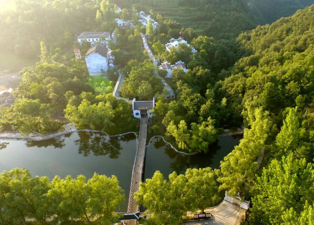 中国气象局正式授予襄阳南漳县中国天然氧吧称号