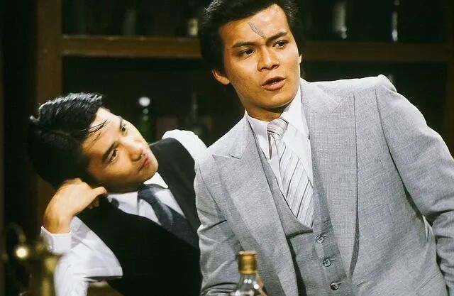 拍烂片最多的演员_天下无双演员表电视剧_鞠觉亮怎么拍烂片