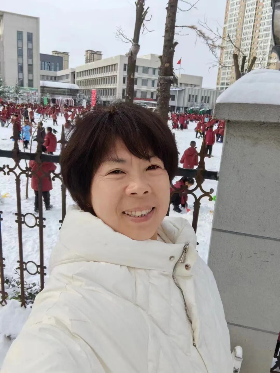 索建红，永和县公安局刑警大队一级警员郭宽母亲，是一个平凡退休工人，