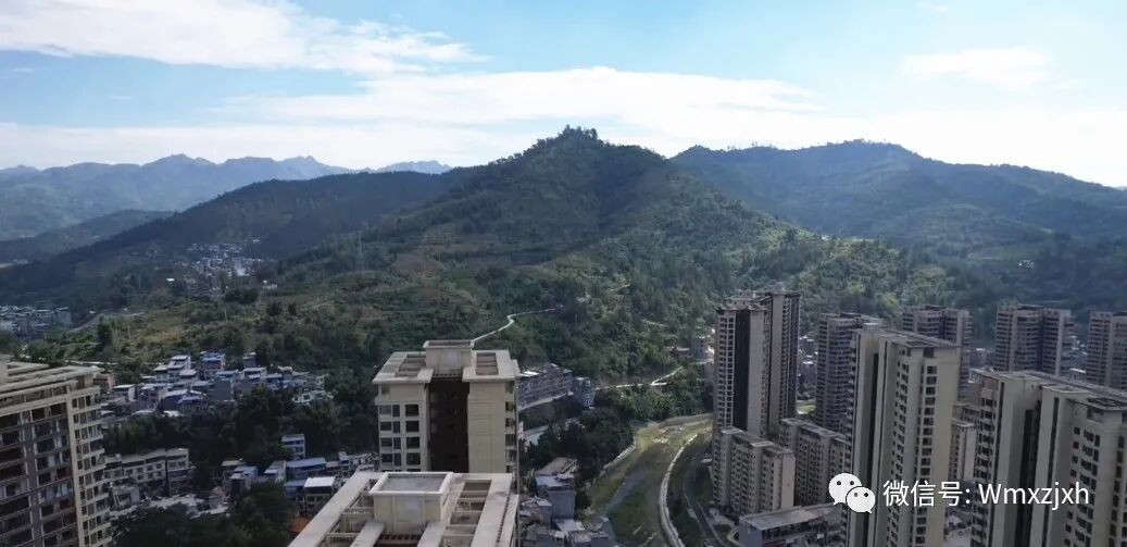 望谟县加快推进以人为核心,以高质量发展为导向的新型城镇化战略,昔日