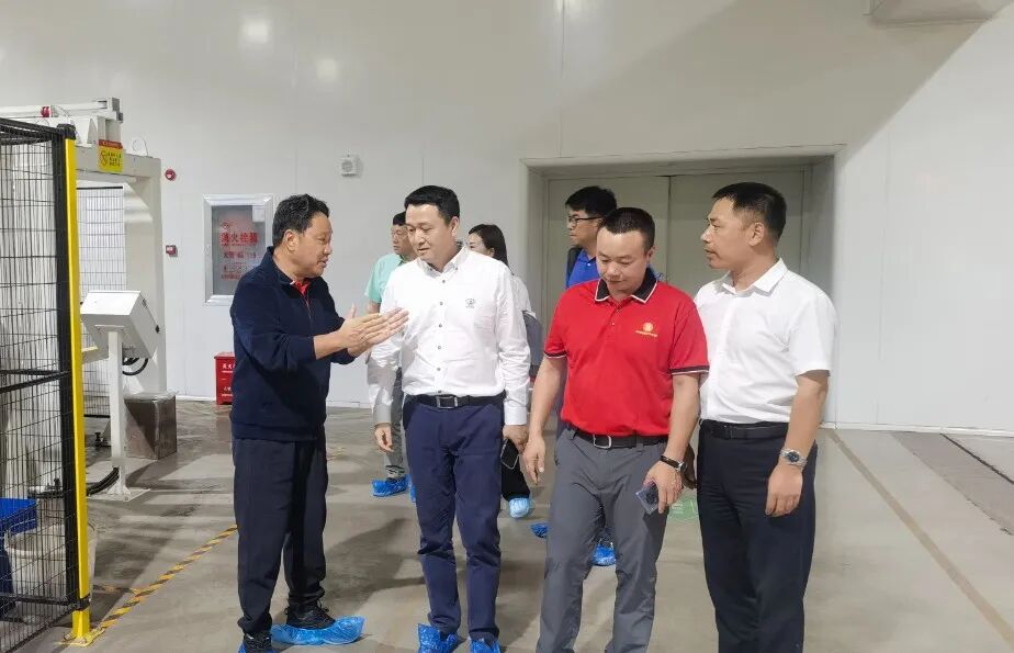 昆明高新区党工委、管委会相关领导带队赴曲靖考察曲靖新阳光智顶科技有限公司