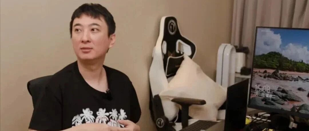 「王思聪」花1,200,000攒的打游戏电脑,成了近年最成功的消费之一...