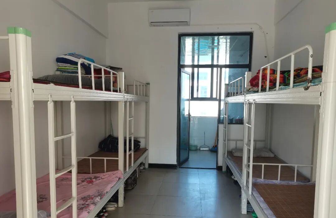 三比三争践行动展内务风采建温馨宿舍宜春一中开展宿舍内务评比大赛