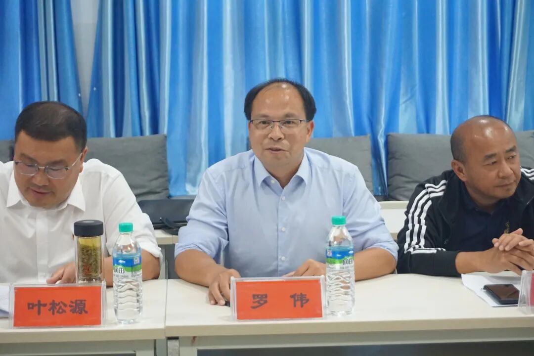 【三比三争践行动】宜春一中与铜鼓中学结对帮扶交流活动 - 宜春市第